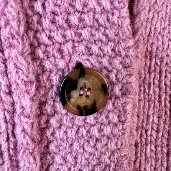 Tonet || Italian Wool/Cashmere Blend Knit Cardigan - Picture 4 of 8